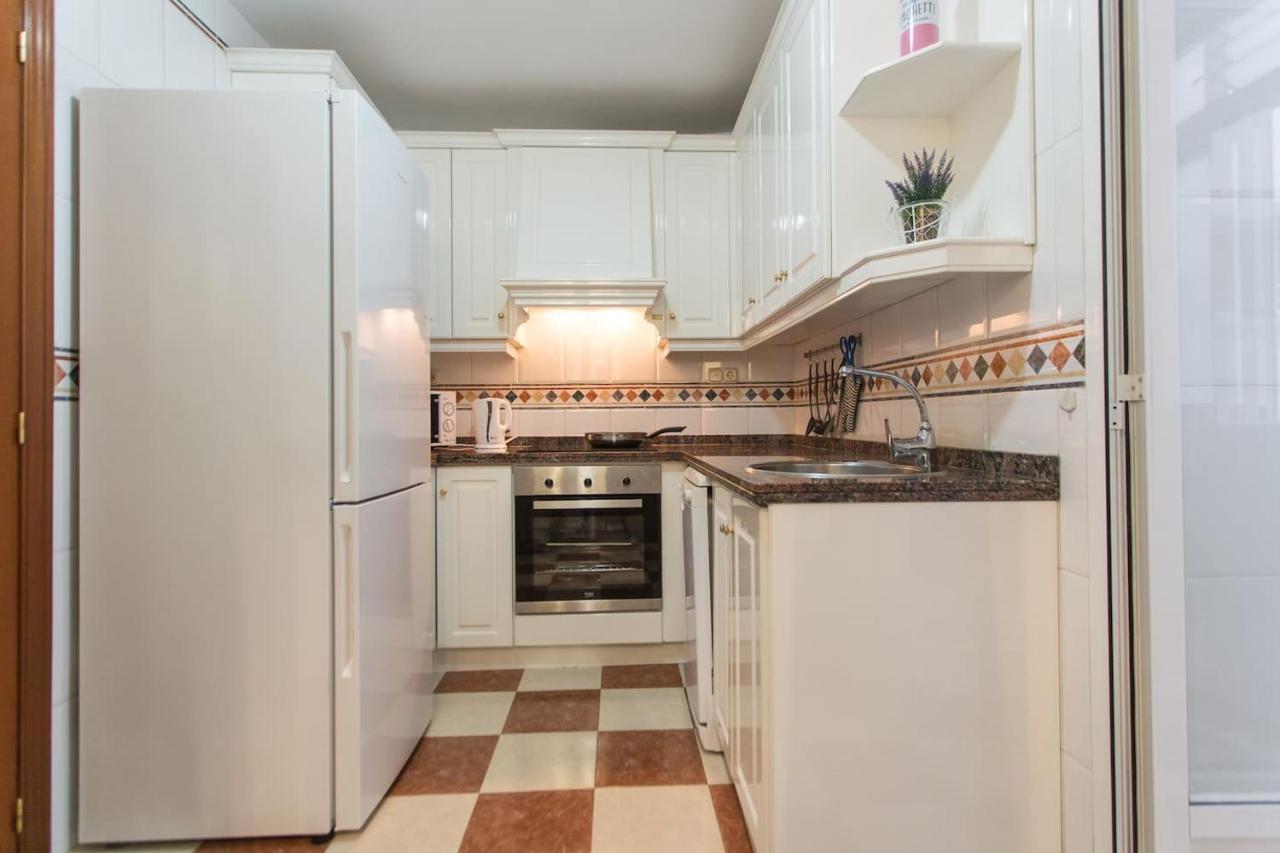 Nice Apartment Close To Mercado Central Alicante Eksteriør billede