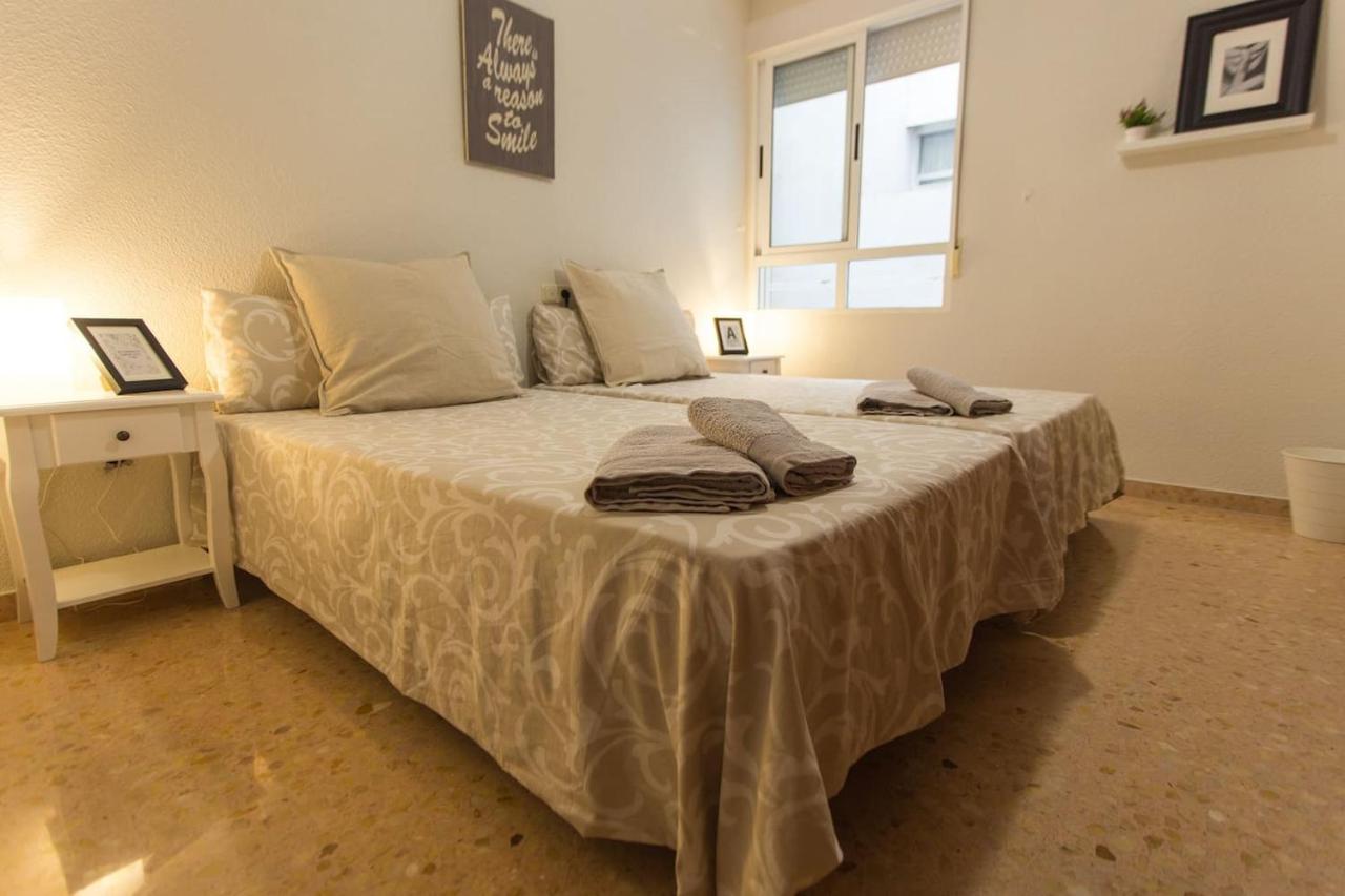 Nice Apartment Close To Mercado Central Alicante Eksteriør billede